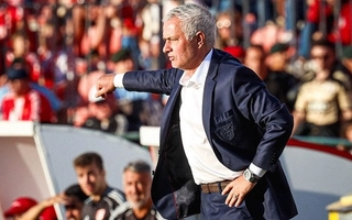 Điểm tin bóng đá tối 21/9: Jose Mourinho ra mắt Benfica