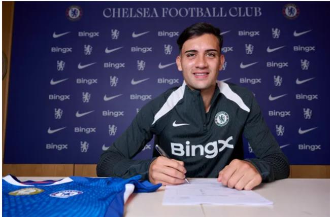 Facundo Buonanotte chinh thuc gia nhap Chelsea theo dang cho muon.