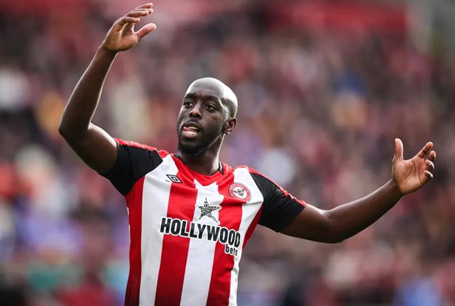 Yoane Wissa cua Brentford sap chuyen toi Newcastle.