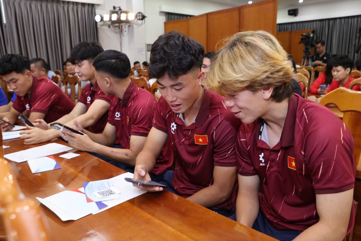 VFF App Cầu nối mới giữa bóng đá Việt Nam và NHM 1