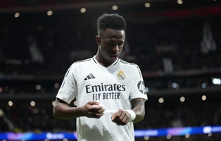 Vinicius, Quả bóng vàng và lời hứa bị bỏ quên